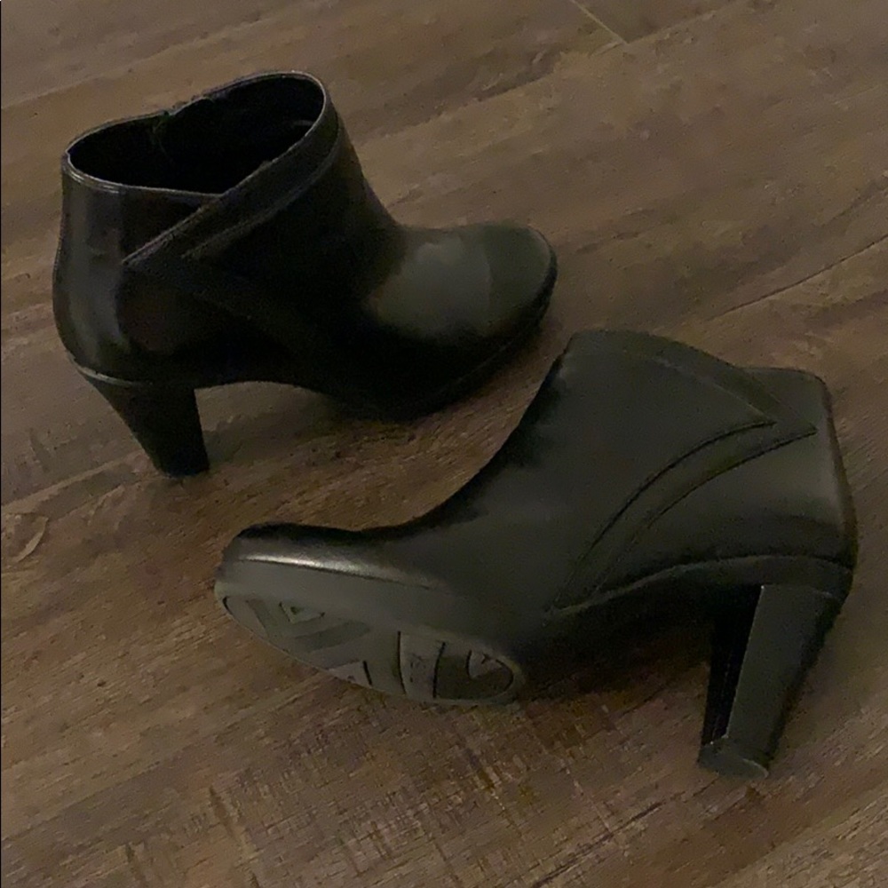 Lifestride Booties